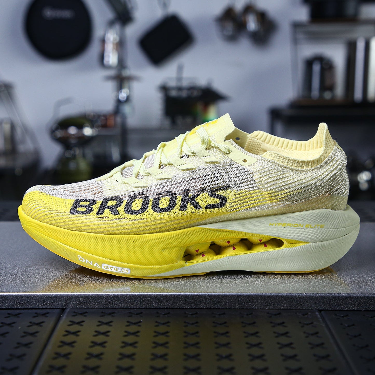 Brooks Unisex Hyperion Elite 5 Neutral Race Running Shoe